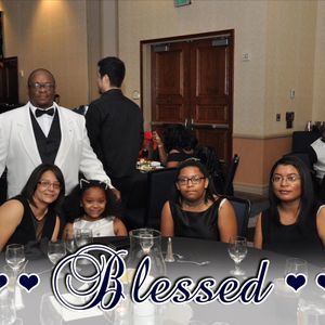 Meet your Posher, April